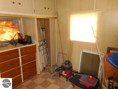 5806 Prescott Dr, Tawas City, MI 48763 - photo 7