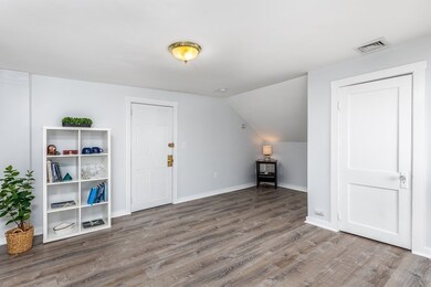 134 Washington St unit 7, Marblehead, MA 01945 - photo 4