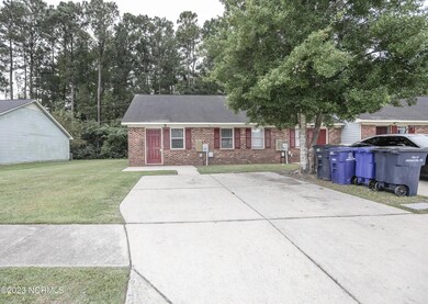 128 Marlene Dr, Jacksonville, NC 28546 - photo 2