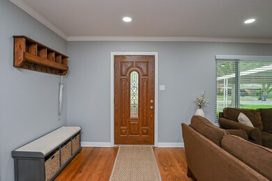 2110 Nina Lee Ln, Houston, TX 77018 - photo 5