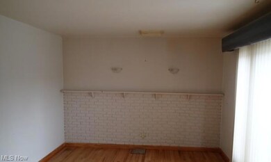 8584 Columbia Rd, Olmsted Falls, OH 44138 - photo 5