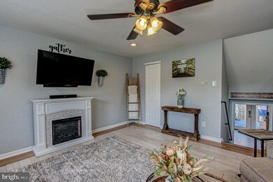 836 Andover Rd, Lansdale, PA 19446 - photo 5