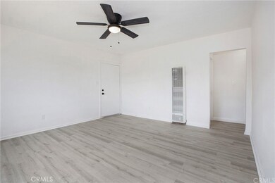 1917 W Myrtle St, Santa Ana, CA 92703 - photo 5