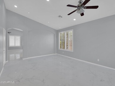 02-6752 W Citrus Way-2