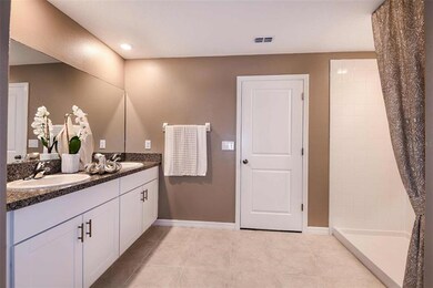 6557 Bar S Bar Trail, Zephyrhills, FL 33541 - photo 5