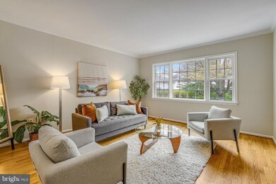 9391 Peter Roy Ct, Burke, VA 22015 - photo 3