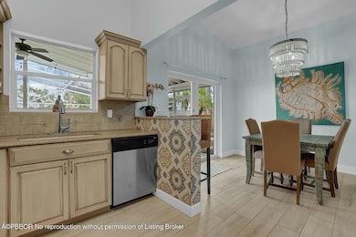 Kitchen/Dining