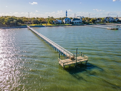 1021&1019 Kipp Ave, Kemah, TX 77565 - photo 3