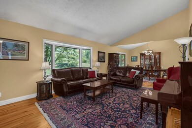 4-web-or-mls-6040-cherry-hill-dr