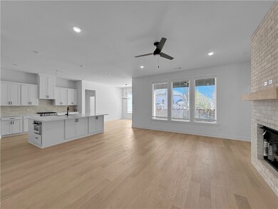 2845 S Zinc Ave, Fayetteville, AR 72701 - photo 7