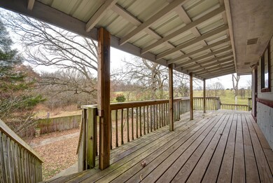 1636 W Dewberry-8
