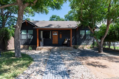635 E Camp St, New Braunfels, TX 78130 - photo 3