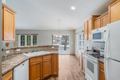 105 Sarahs Way, Sheboygan Falls, WI 53085 - photo 4