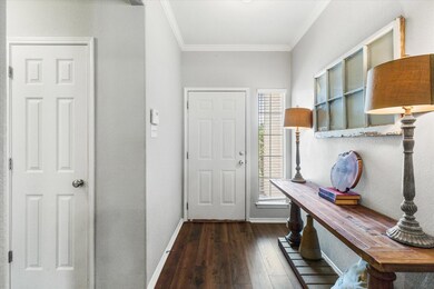 218 Preston Dr, Cleburne, TX 76033 - photo 2