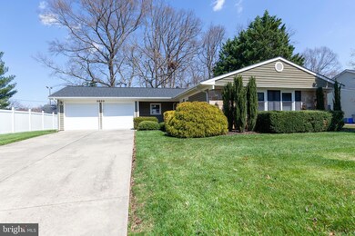 3803 Woodhaven Ln, Bowie, MD 20715 - photo 3