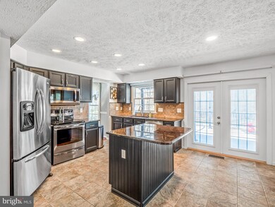 1834 Harewood Ln, Crofton, MD 21114 - photo 5