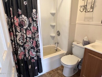 330 Mohawk Ave, Schenectady, NY 12302 - photo 6