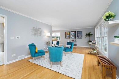 1649 Swallow St, Naperville, IL 60565 - photo 3