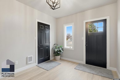 1421 Newport, Casper, WY 82609 - photo 5