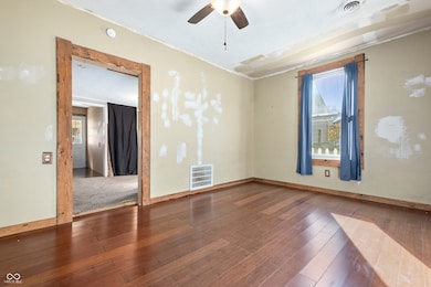 203 N Clay St, Edinburgh, IN 46124 - photo 5