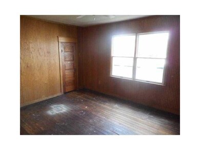 724 W 7th St, Anderson, IN 46016 - photo 6