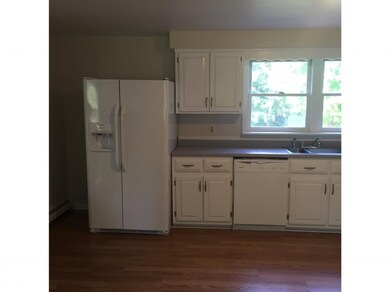 450 E Dunbarton Rd, Goffstown, NH 03045 - photo 5