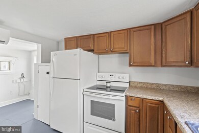 822 N Commerce Ave, Front Royal, VA 22630 - photo 5