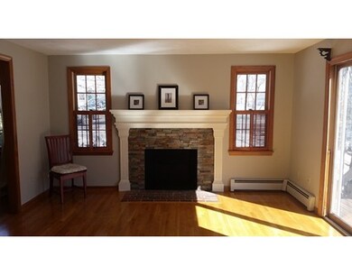 33 Steppingstone Dr, Holden, MA 01520 - photo 4