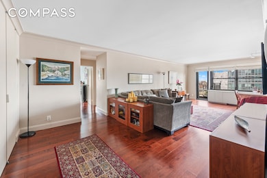 Lincoln Towers unit 25M, New York, NY 10023 - photo 2