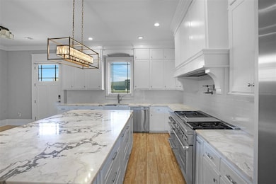 8026 Lake St, Lake Charles, LA 70605 - photo 5