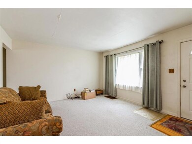 7402 SW 12th St, Des Moines, IA 50315 - photo 6