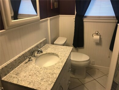 161 West St, West Warwick, RI 02893 - photo 4