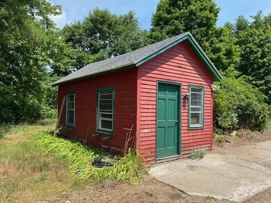 44 Thornton Rd, Nashua, NH 03063 - photo 2