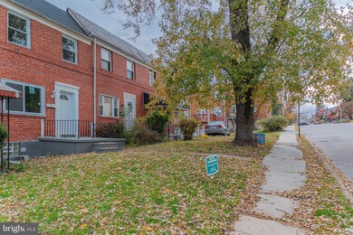 3809 Rokeby Rd, Baltimore, MD 21229 - photo 3
