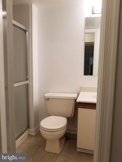 3700 Angelton Ct, Burtonsville, MD 20866 - photo 7