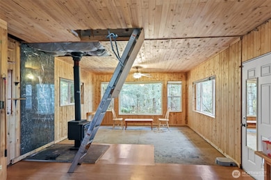 15411 Alder Mashell Rd E, Eatonville, WA 98328 - photo 3