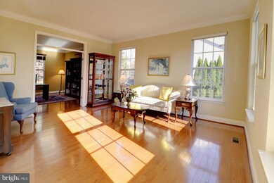 4929 Ellis Ln, Ellicott City, MD 21043 - photo 7