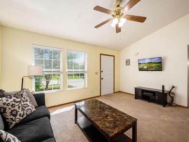 1512 Berkhard Dr, Columbus, OH 43223 - photo 3