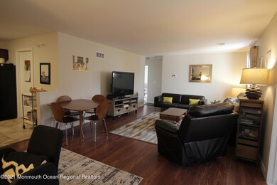 Augusta Living Dining Combo