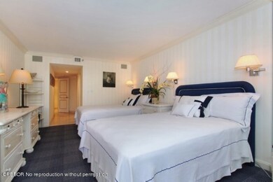 Guest bedroom