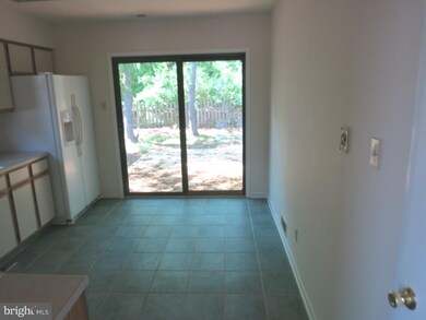 49 Woodvale Dr, Atco, NJ 08004 - photo 5