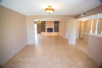 6604 Hensch Ave NE, Albuquerque, NM 87109 - photo 2