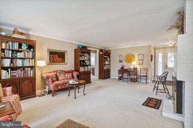 1019 Pheasant Ln, Oreland, PA 19075 - photo 7