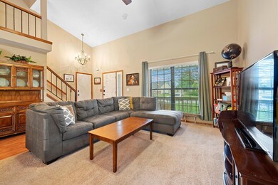 4 - Living Room (2)