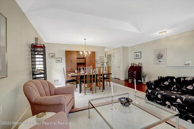 07-Living and Dining Room