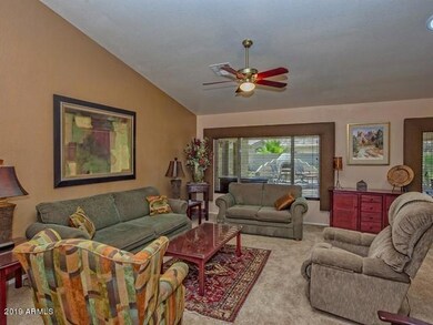 003_Living Area (5)