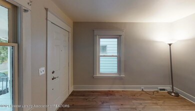 font door living