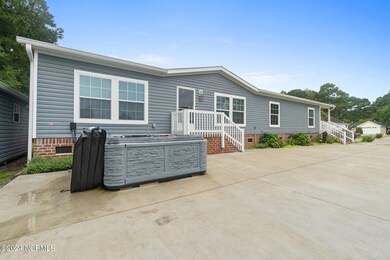 909 PALMER DRIVE CAROLINA SHORES, NC (35