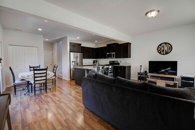 20570 SE Cameron Ave, Bend, OR 97702 - photo 4