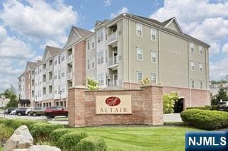 259 Cory Ln, Elmwood Park, NJ 07407 - photo 3